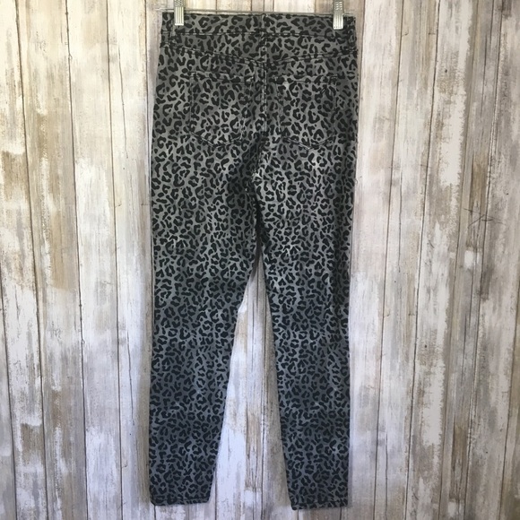 William Rast Grey Leopard High Rise Ankle Jeans - Picture 4 of 10